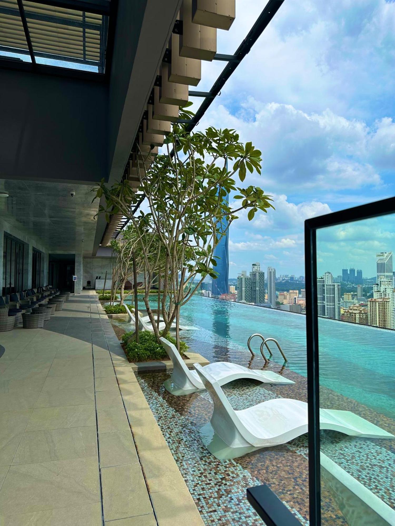 Axon Suites Infinity Pool Kuala Lumpur