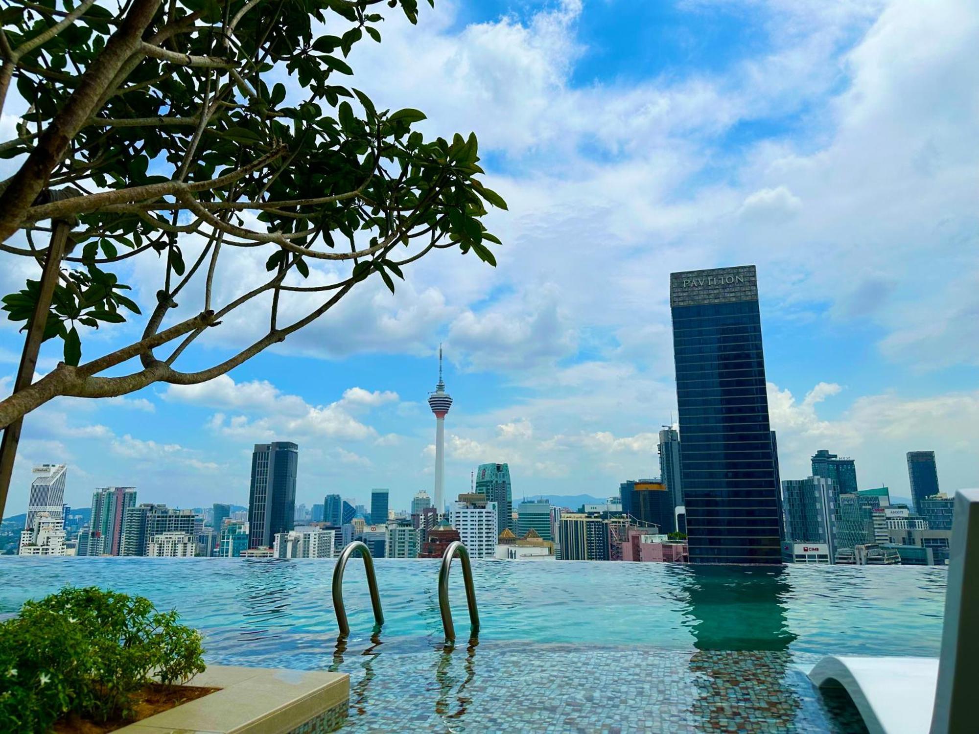Pangsapuri Axon Suites Infinity Pool