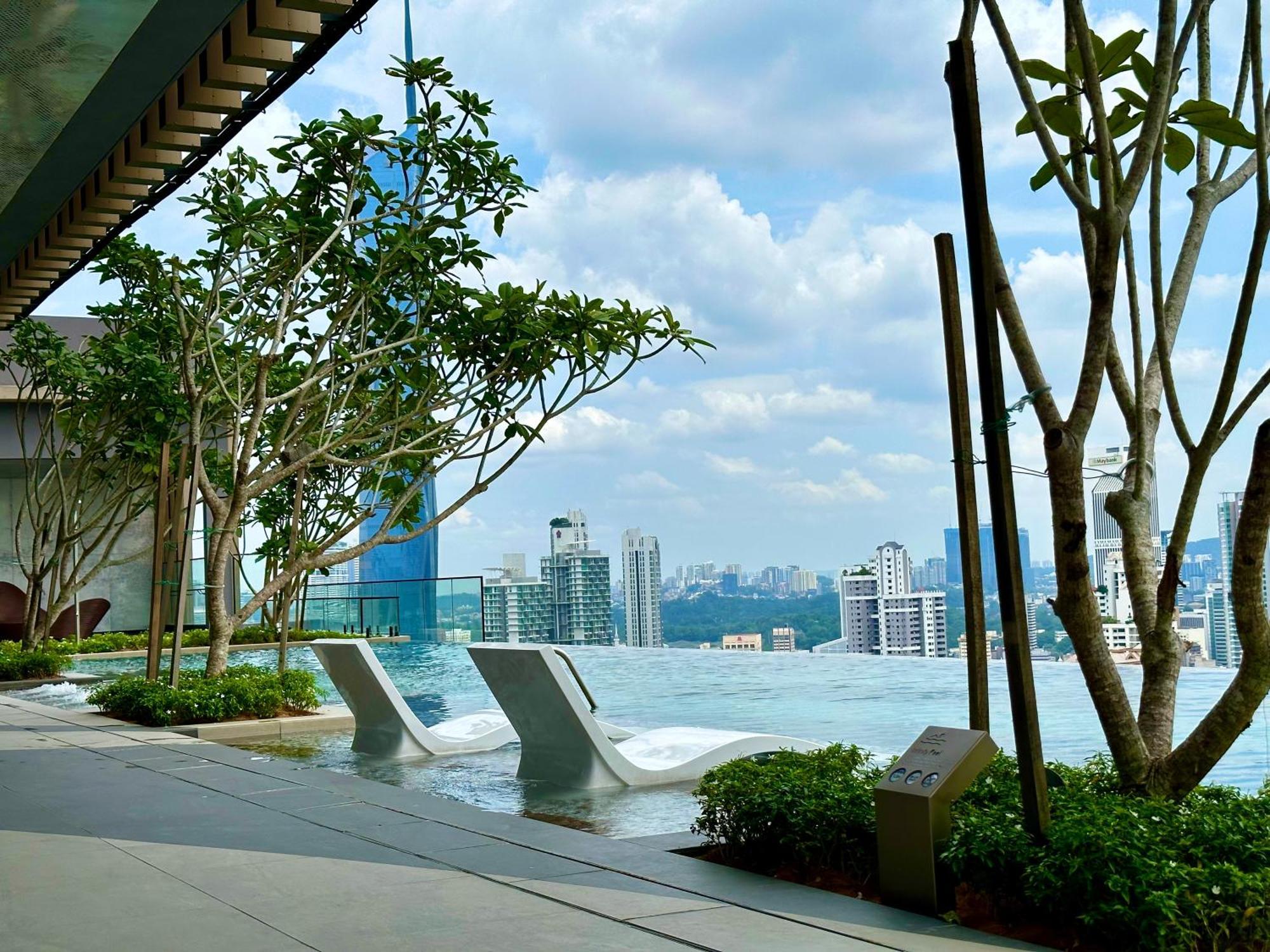 Axon Suites Infinity Pool Pangsapuri Kuala Lumpur